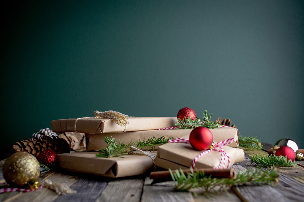8 Best Sustainable Christmas Gifts | Green Presents for Everyone